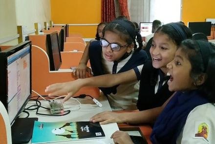 Brilliant Idea Helped 15500 School Kids Get Computer Education For Free